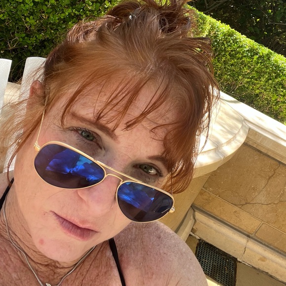 Meet your Posher, Mindi - Picture 2 of 2